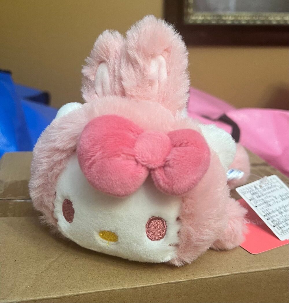 Hello Kitty Fluffy Bunny